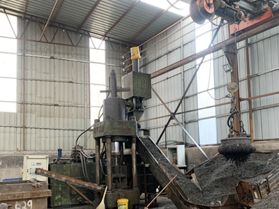 Цех брикетирования железной стружки Zunhua Shengjian Fanrong Machinery официально запущен в производство